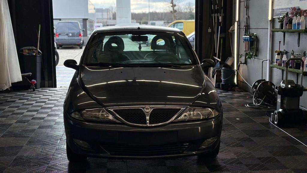 Lancia Y 1.2i LS, Autos, Lancia, 1242 cm³, Achat, Entreprise, 59 ch