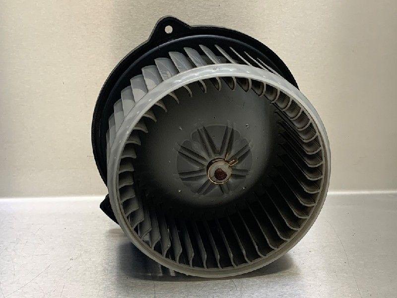 VENTILATEUR RADIATEUR MOTEUR Toyota Yaris (P1), Autos : Pièces & Accessoires, Climatisation & Chauffage, Toyota, Utilisé