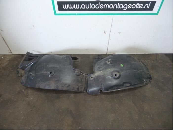 Wielkuip van een Renault Megane (Megane 09-), Auto-onderdelen, Carrosserie, Renault, Gebruikt, 3 maanden garantie, Ophalen of Verzenden