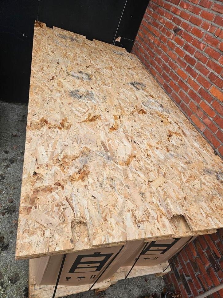 Osb 3 plaat 244x122 x1.6 cm  Gebruikt 15 euro het stuk, Doe-het-zelf en Bouw, Platen en Panelen, Ophalen