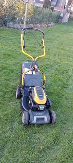 Stiga benzine grasmaaier , elektrisch gestart. 2 j oud, Tuin en Terras, Grasmaaiers, Ophalen