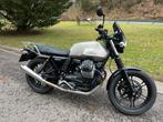 Moto guzzi V7 II, 2 cylindres, Particulier