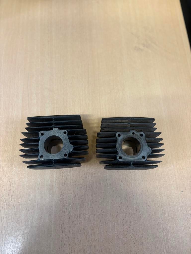 Honda camino cilinders en cilinderkop., Enlèvement, Comme neuf