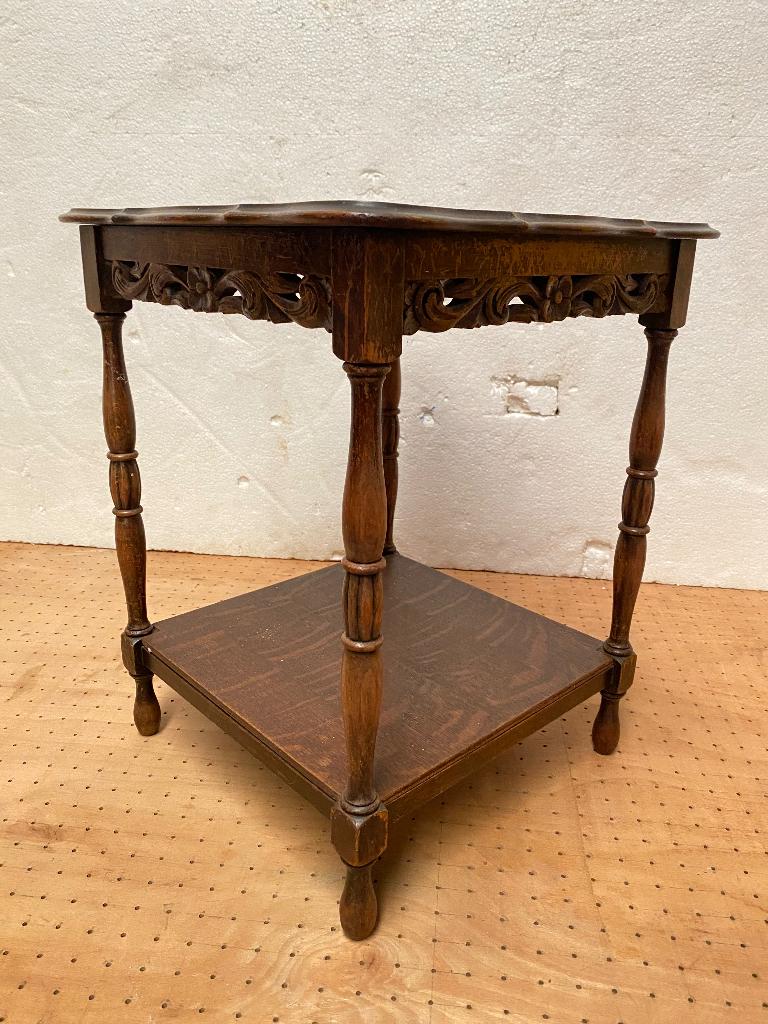 Table basse ancienne sculptée, Maison & Meubles, Moins de 50 cm, Enlèvement, Utilisé, Baroque