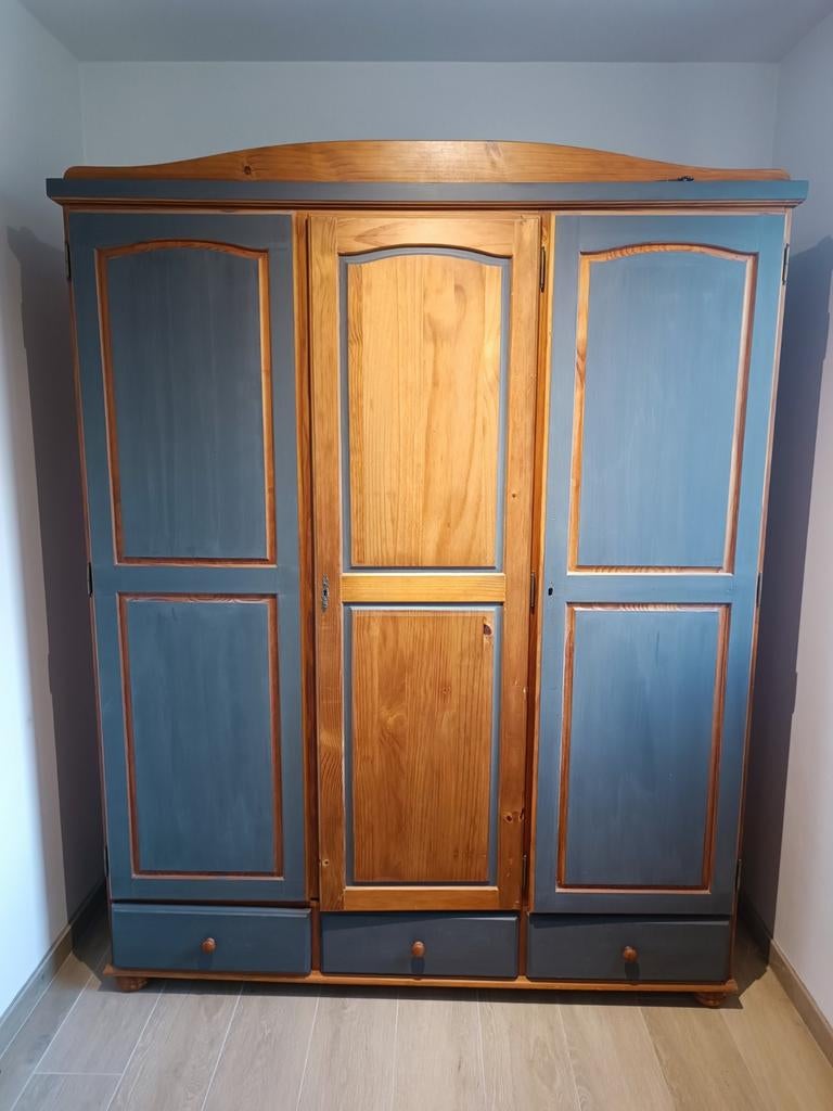Armoire 3 portes + tiroirs - bon état, 3 ou 4 tiroirs, 150 à 200 cm, Enlèvement, Utilisé