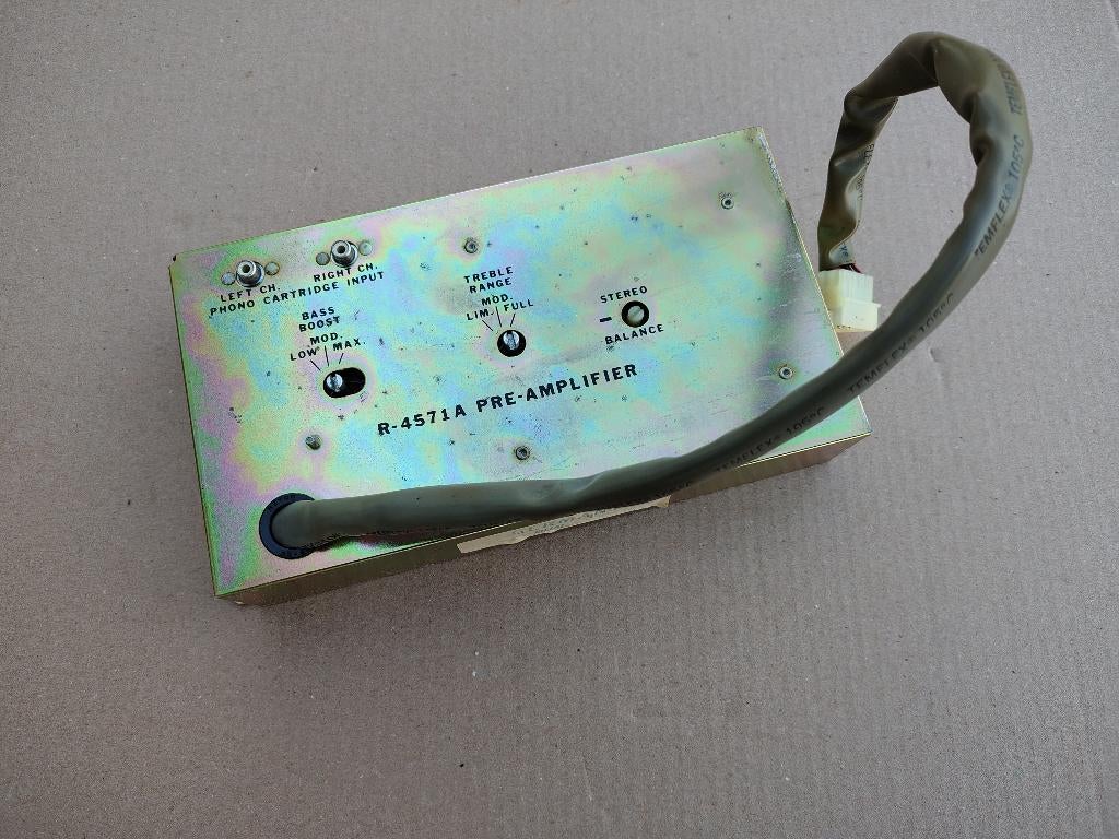 Pre Versterker/ R-4359A Rowe-AMi MM6 (1971) jukebox, Collections, Machines | Jukebox, Ami, Envoi