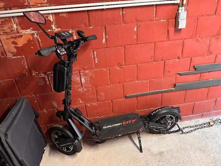 Dualtron city 2025 avec ey4, Vélos & Vélomoteurs, Trottinettes, Comme neuf, Autres types, Enlèvement
