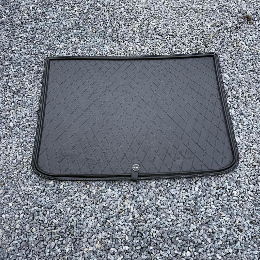 Tapis de coffre mini countryman, Enlèvement