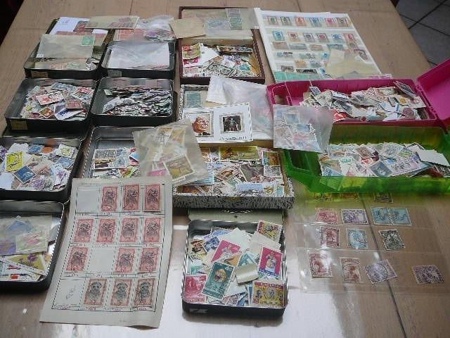 lot zegels verschillende landen, Timbres & Monnaies, Timbres | Albums complets & Collections, Enlèvement ou Envoi