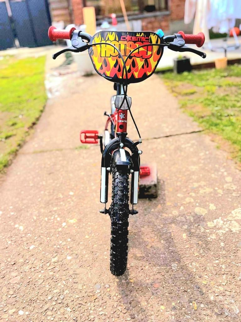 Velo enfant de 3 a 5 ans presque neuf pas beaucoup utiliserJ, Vélos & Vélomoteurs