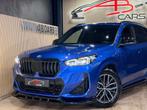 BMW X1 1.5iAS sDrive18 * PACK M PERFORMANCE * (bj 2025), Auto's, BMW, Gebruikt, Zwart, 146 g/km, Bedrijf