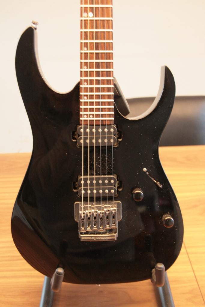 Ibanez Premium RG821, Ophalen, Zo goed als nieuw, Solid body, Ibanez