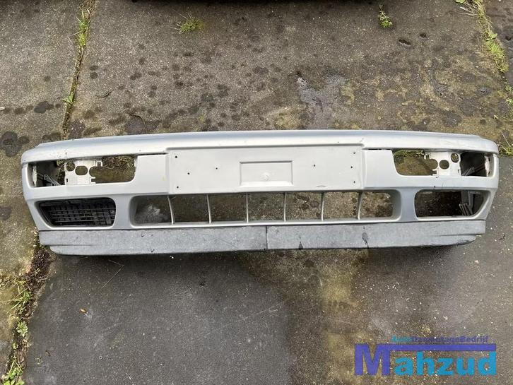 VW GOLF 3 voorbumper 1989-1997, Auto-onderdelen, Carrosserie, Bumper, Volkswagen, Voor, Gebruikt