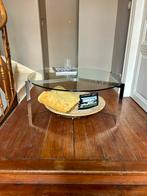 Table basse vintage avec porte-revues en osier, 1970, Maison & Meubles, Neuf, Moins de 50 cm, Verre, Rond