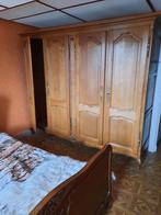 CHAMBRE A COUCHER.Armoire.Penderie, Enlèvement, Utilisé