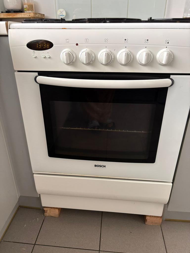 Cuisinière à gaz avec four électrique, Enlèvement, Comme neuf