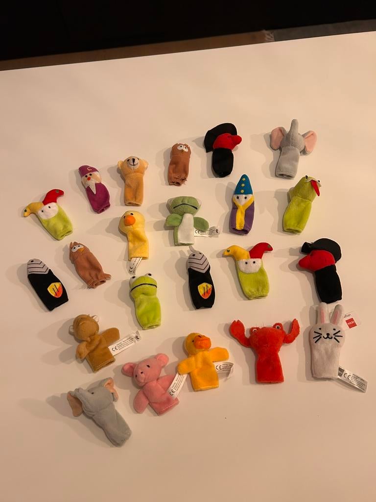 Lot vingerpopjes 22 stuks, Verzamelen, Poppenhuizen en Toebehoren, Ophalen of Verzenden, Gebruikt, Popje