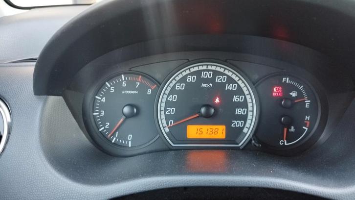 EXPORTATION, Autos, Suzuki, Entreprise, Achat, Swift, Toit ouvrant, Essence, Enlèvement