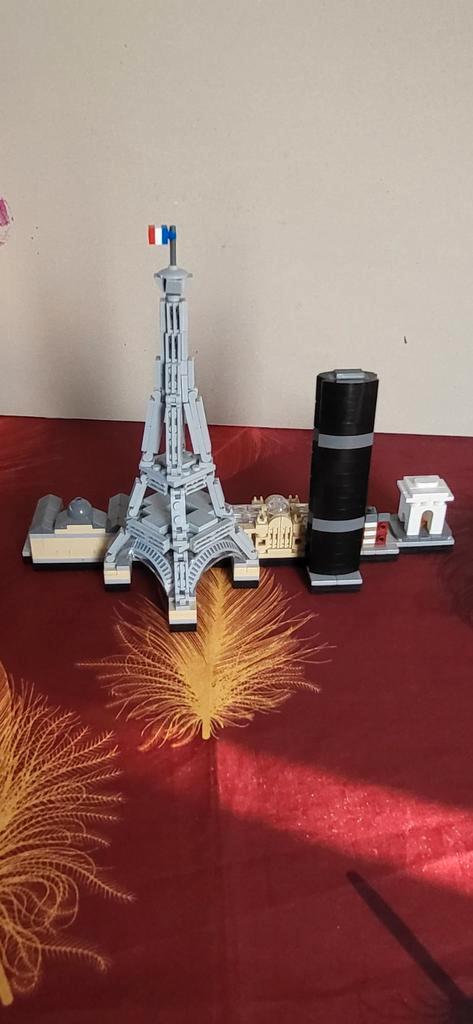 LEGO Paris, set 21044, volledig, Kinderen en Baby's, Speelgoed | Duplo en Lego, Zo goed als nieuw, Lego, Complete set, Ophalen