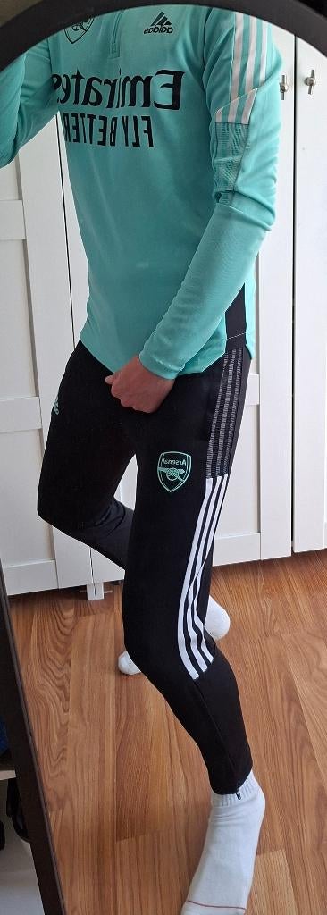 Adidas Arsenal trainingspak S, Zo goed als nieuw, Adidas, Voetbal, Maat 46 (S) of kleiner