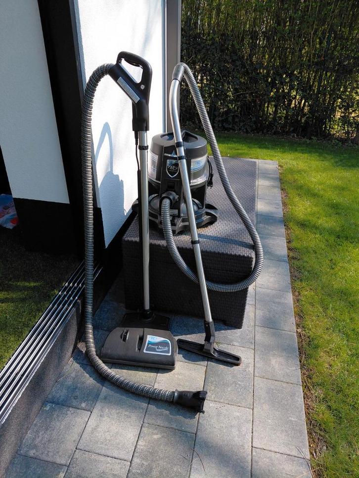 Aspirateur Rainbow également avec moquette/matelas, batteur, Jardin & Terrasse, Accessoires de piscine, Enlèvement