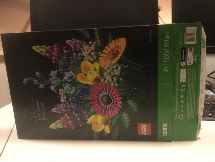 Lego Wilde Bloemen Boeket Wildflower Bouquet - set 10313, Kinderen en Baby's, Speelgoed | Duplo en Lego, Zo goed als nieuw, Lego