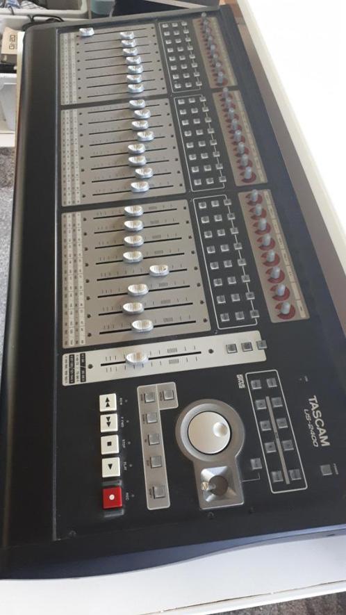 Tascam US2400 — Contrôleur DAW 24 pistes, TV, Hi-fi & Vidéo, Appareils professionnels, Utilisé, Audio, Enlèvement ou Envoi