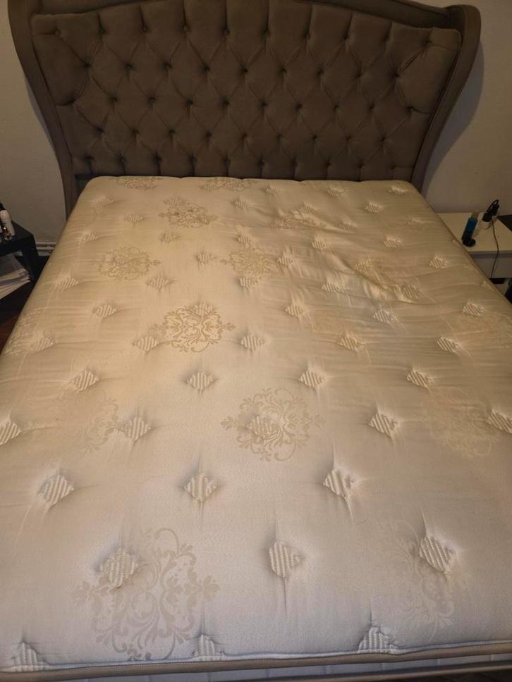 Lit capitonnée 160x200 King size, Maison & Meubles, Chambre à coucher | Lits boxsprings, Utilisé, 160 cm, 200 cm, Deux personnes