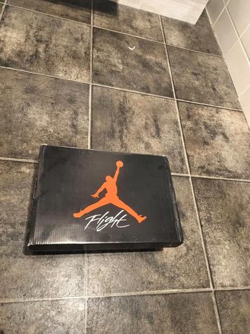 Jordan 4 oreo red Thunder, Ophalen of Verzenden, Zo goed als nieuw