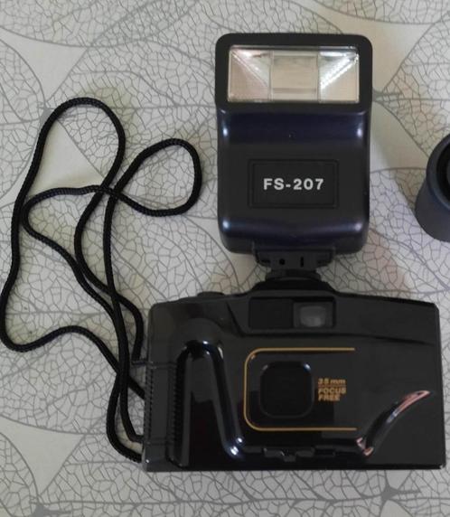 Vintage Fototoestelletje met Flits nog NIEUW, Verzamelen, Foto-apparatuur en Filmapparatuur, Fototoestel, 1960 tot 1980, Ophalen of Verzenden