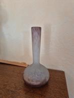 Vase vintage en verre opaque crème et mauve, Enlèvement