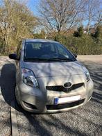 Toyota Yaris, Auto's, Stof, Zwart, Beige, Handgeschakeld