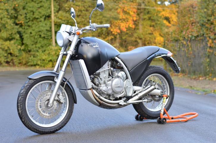 Museumstuk Aprilia Moto 6.5 Starck NIEUW 8km, Motoren, Motoren | Aprilia, Particulier, Naked bike, 12 t/m 35 kW, 1 cilinder, Motorrijbewijs A