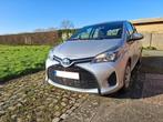 Yaris Hybride 2015 - 50.000km - Comfort, Auto's, Stof, 5 zetels, Particulier, Yaris