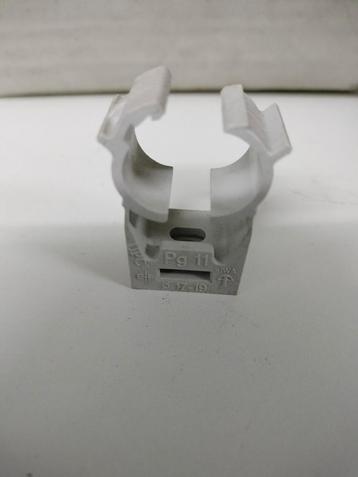 Sanitair stukken  beschikbaar voor biedingen