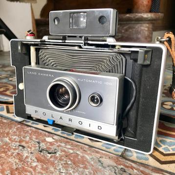 POLAROID LAND CAMERA 100 IZGST. beschikbaar voor biedingen
