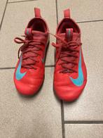 Voetbalschoenen Nike maat 33, Sport en Fitness, Voetbal, Ophalen of Verzenden, Gebruikt