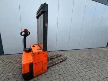 MIC Stapelaar 10E 280T (bj 1999) beschikbaar voor biedingen