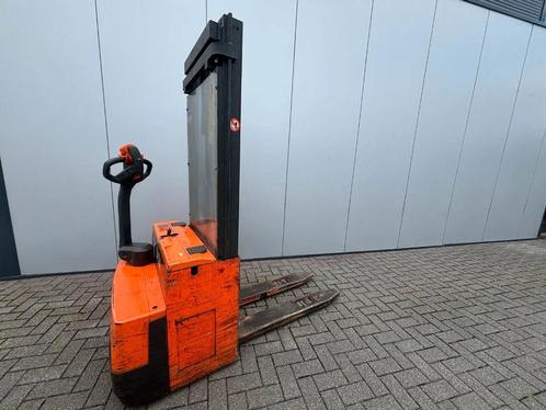 MIC Stapelaar 10E 280T (bj 1999), Zakelijke goederen, Machines en Bouw | Heftrucks en Intern transport, Heftruck, Overige aandrijving