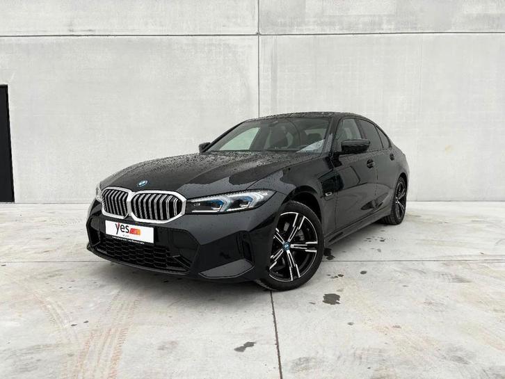 BMW 3-serie 330e Berline | M-pack | Leasing (bj 2023), Auto's, BMW, Bedrijf, Te koop, 3 Reeks, ABS, Achteruitrijcamera, Adaptive Cruise Control