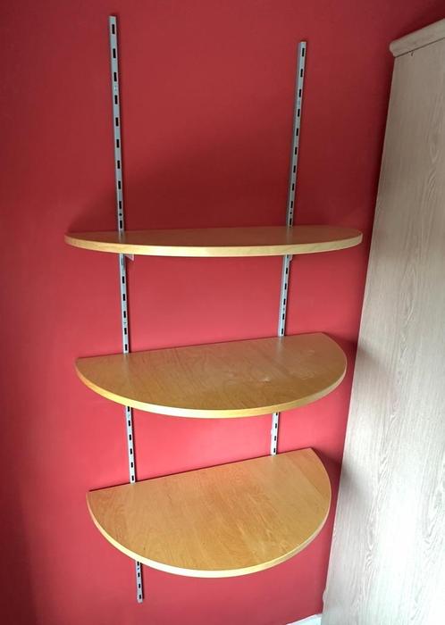 Wandrek met 3 legplanken 1,80m x 80 en 40 cm, Huis en Inrichting, Woonaccessoires | Wandplanken en Boekenplanken, Zo goed als nieuw