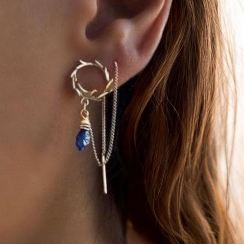 Saffier oorbellen setje , verguld met 14k goud, Handtassen en Accessoires, Oorbellen, Zo goed als nieuw, Knopjes of Stekers, Zilver