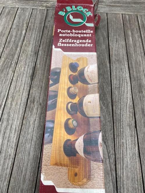 B-Block Wijnrek met muurbevestiging - flessenhouder - NIEUW!, Huis en Inrichting, Woonaccessoires | Wijnrekken, Nieuw, Minder dan 50 cm