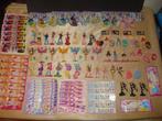 KINDER Lot de Figurines Diverses Barbie Fées Winx Miraculous, Ophalen of Verzenden, Zo goed als nieuw, Steekfiguren