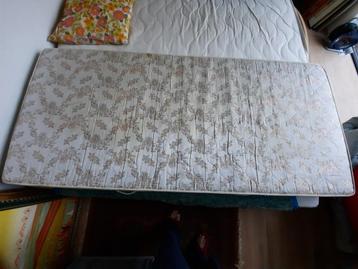 Eenpersoonsbed matras 90x200, Huis en Inrichting, Ophalen of Verzenden, Zo goed als nieuw, Matras