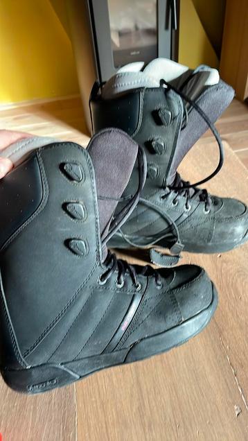 Snowboard boots Nitro maat 42 - maat 8,5 beschikbaar voor biedingen