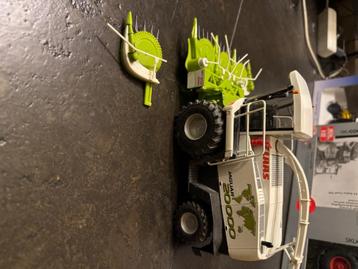 Miniatuur trakteren en wagens 1/32, Hobby en Vrije tijd, Modelauto's | 1:43, Ophalen of Verzenden, Zo goed als nieuw, Tractor of Landbouw