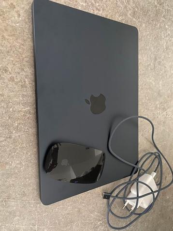 Apple mac book air, Computers en Software, Apple iPads, Ophalen, Zo goed als nieuw, Blauw, 256 GB