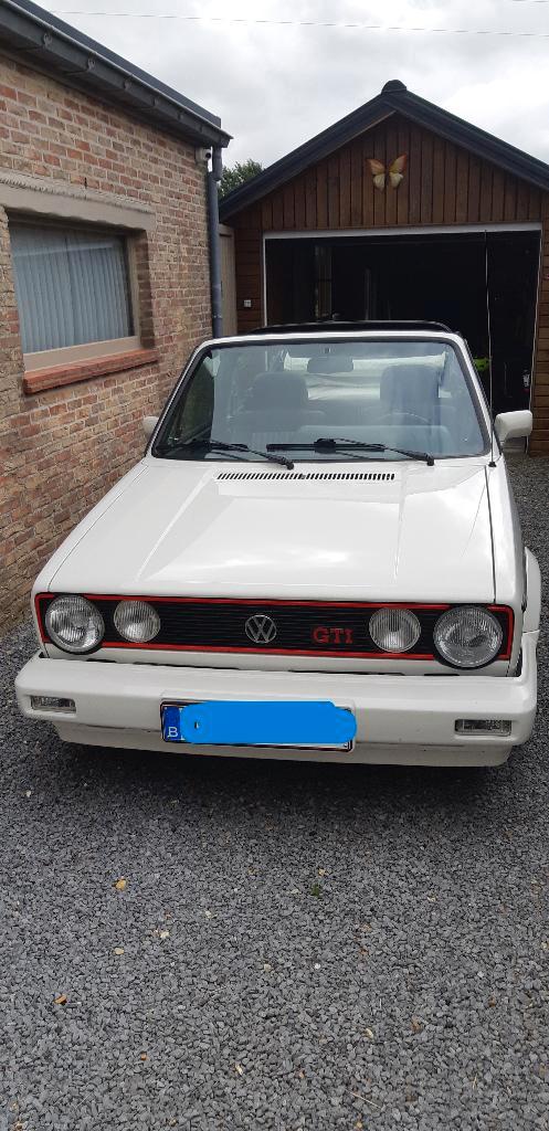 oldtimer, Auto's, Oldtimers, Particulier, Volkswagen, Benzine, Cabriolet, 2 deurs, Handgeschakeld, Wit, Grijs, Stof, Voorwielaandrijving