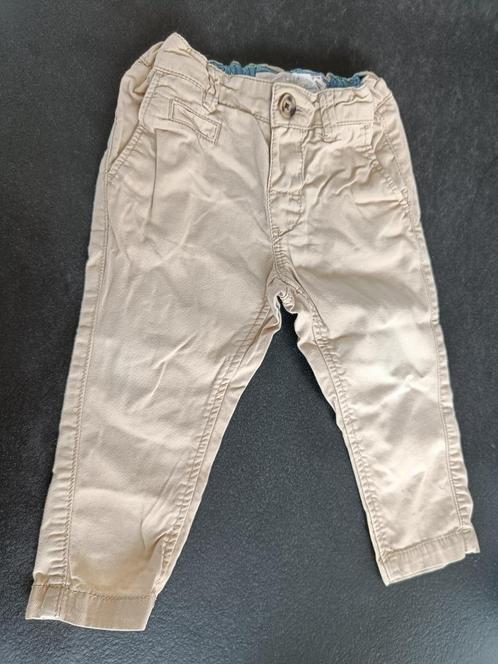 LOGG - Beige lange broek - 74 cm/9 maanden, Enfants & Bébés, Vêtements de bébé | Taille 74, Utilisé, Garçon, Pantalon, Enlèvement ou Envoi